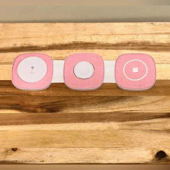3 IN 1 WIRELESS CHARGING STATION BY XO POPPY. WIRELESS. PHONE, WATCH, EARBUDS!! - Picture 11 of 16